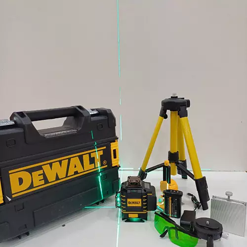 تراز لیزری لمسی 16 خط سه‌بعدی نور سبز دیوالت DEWALT